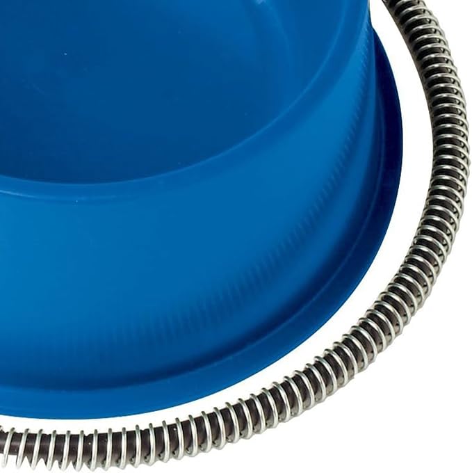 Farm Innovators 1 Quart Plastic Heated Pet Bowl with Anti Chew Cord and 25 Watts of Power for Rabbits, Dogs, Cats, and All Breed Sizes, Blue