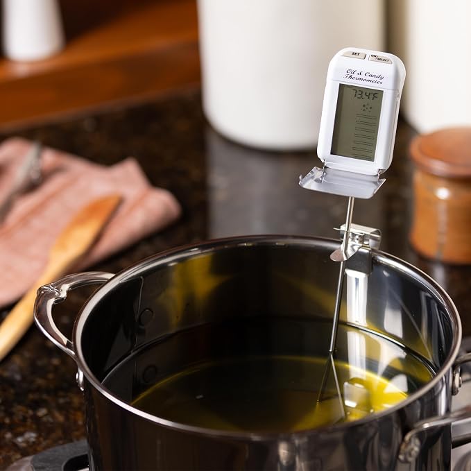 Maverick Digital Deep Fry & Candy Thermometer,14 Pre-Programmed Settings, 8 inch Stainless Steel Probe, Fold-Up Splatter Shield, Large Digital Display, Audible Temp Alert