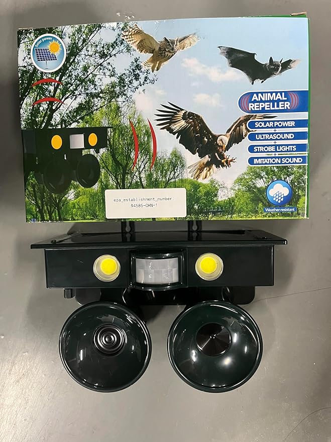 2026 New Ultrasonic Bird Repeller Solar Powered Outdoor Motion Activated Bird Pigeon Deterrents for Outside with Flash Light IP65 Woodpecker Goose Repellent Devices for Rooftops Porch Patio Balconies