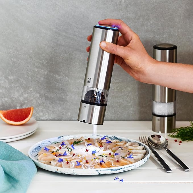 u'Select electric salt and pepper mills in stainless steel, 20 cm