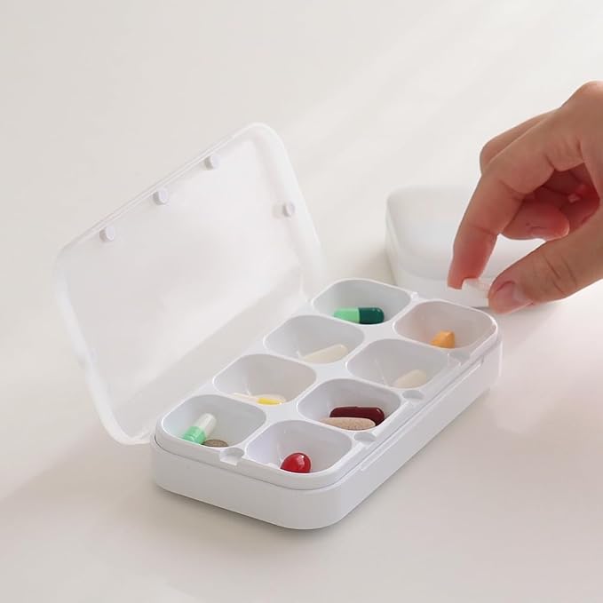 DEFI Smart Pillbox | Bluetooth Pill Organizer, Travel Medication Organizer & Daily Pill Case, Portable Medicine Holder for Vitamins & Supplements | Sound & Light Reminder App (Large, 8 Slots)
