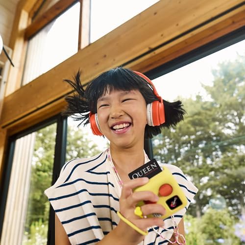 YOTO Mini (2024 Edition) + Adventure Jacket in Sweetcorn (Green) Bundle - All-in-1 Travel Device for Stories Music Podcast Radio White Noise Ok-to-Wake Alarm Clock, Use as Speaker or with Headphones