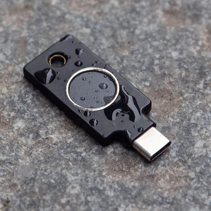 Yubico - YubiKey Bio C (FIDO Edition) - Basic Compatibility - Multi-Factor authentication (MFA) Security Key and passkey, Connect via USB-C, Biometric, FIDO Certified - Protect Your Online Accounts