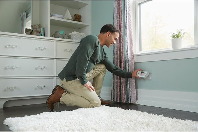 FIRST ALERT Combination Explosive Gas and Carbon Monoxide Alarm with Backlit Digital Display, GCO1CN