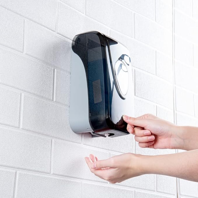 Restaurantware Clean Tek Professional 33 Ounce Manual Soap Dispenser 1 Wall-Mountable Soap Dispenser - For Gel Or Liquid Soap Black Plastic Soap Dispenser Push Mechanism Transparent Tank