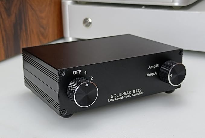 ST42 4-Way RCA Audio Switch Source Signal Input switcher selector Splitter Box (4 in 2 Out)