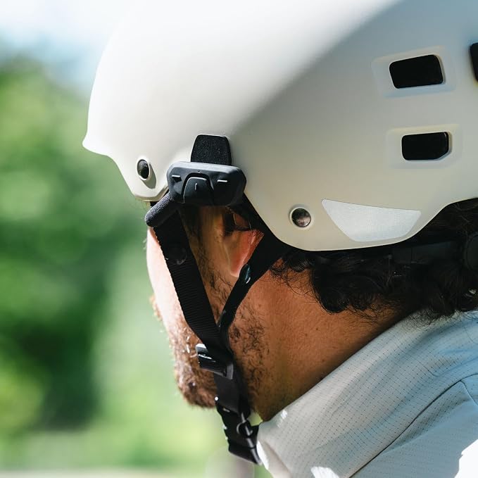 Roamee - Bluetooth Hands-Free Kit for Bikers
