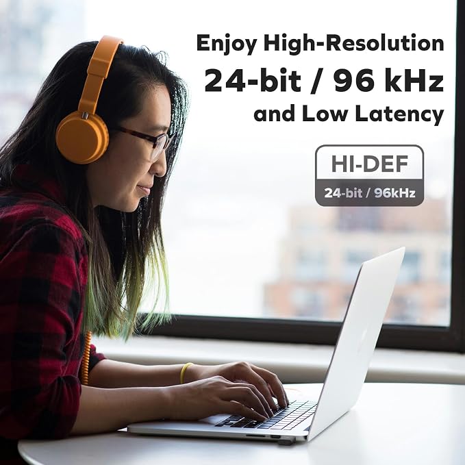 Creative BT-W6 Wireless Bluetooth 5.4 and LE Audio Transmitter with Snapdragon Sound, aptX Lossless, Low Latency and up to 24-bit / 96 kHz Audio, Works with PC/Mac/Gaming Consoles