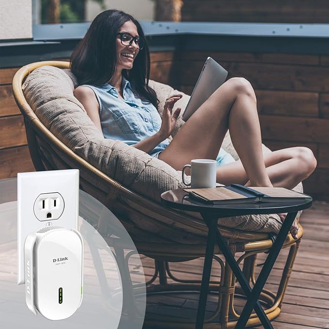 D-Link WiFi Range Extender, AC2000 Mesh Plug In Wall Signal Booster, Cover up to 2600 sq.ft. Dual Band Wireless Repeater Access Point for Smart Home (DAP-1820-US)