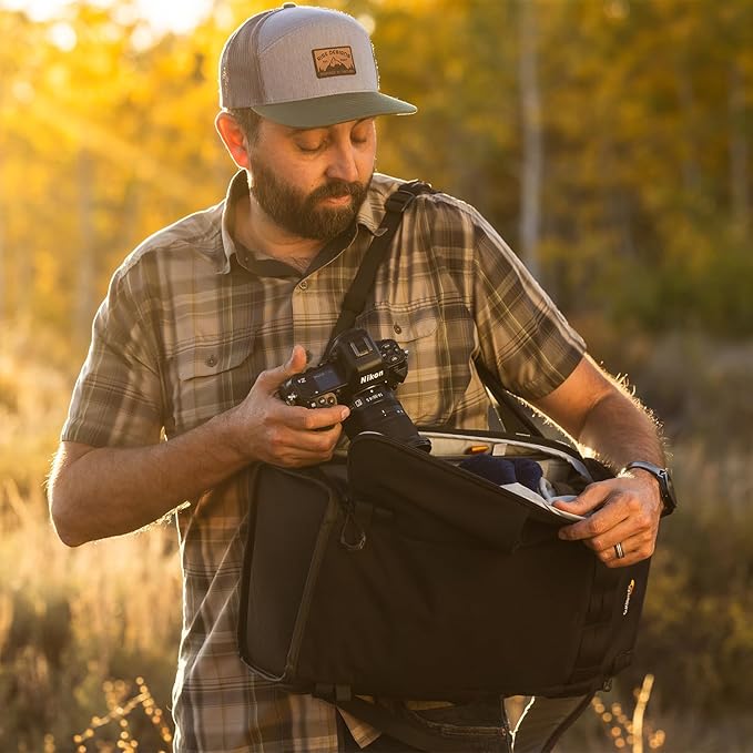 Lowepro ProTactic Lite BP 250 AW III Laptop Backpack, Top and Side access, Professional Camera Bag, DSLR/Drones/Mirrorless, Up to 16" Laptop, Rain Cover, for Photographer, Videographer, Volume 30L