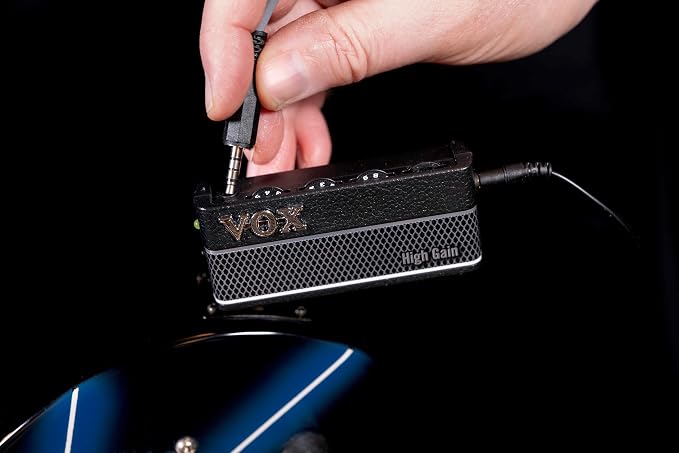 Vox amPlug 3 High Gain Headphone Guitar Amplifier w/ 2 Channels, Stereo Effects, Built-in Rhythms, and Aux in Jack