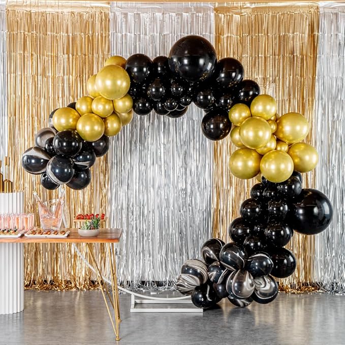 Restaurantware-Balloonify Balloon Garland Set, 1 Party Decoration Kit - 132 Balloons, With Chain, Black & Gold Latex Balloon Arch Kit, Includes Glue Dots