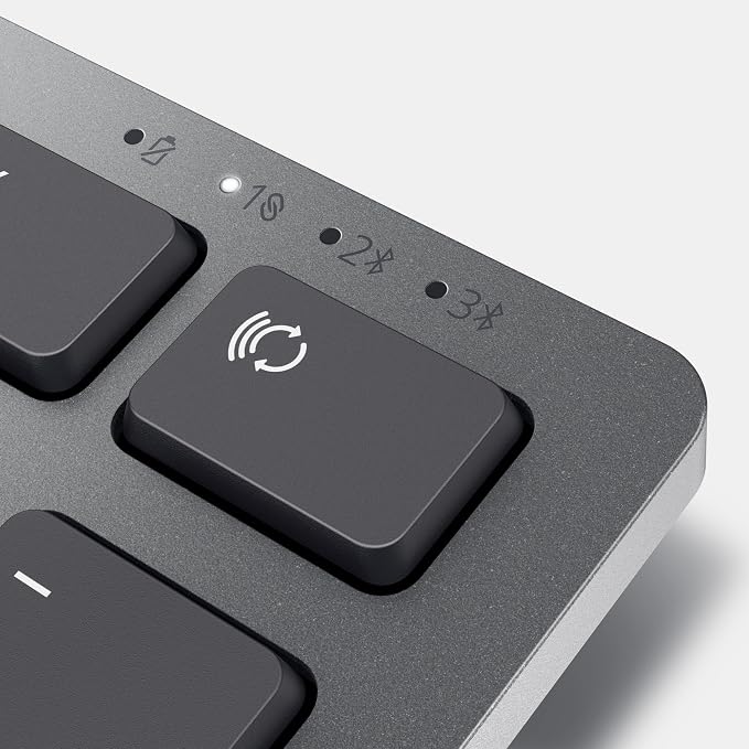 Dell Premium Wireless Keyboard and Mouse - KM720 - USB wireless receiver, 12 programmable keys of F1-F12, Mouse Buttons Qty 7, DPI. 1000, 1600 (default), 2400, 4000, Advanced Exchange Service - 1 year