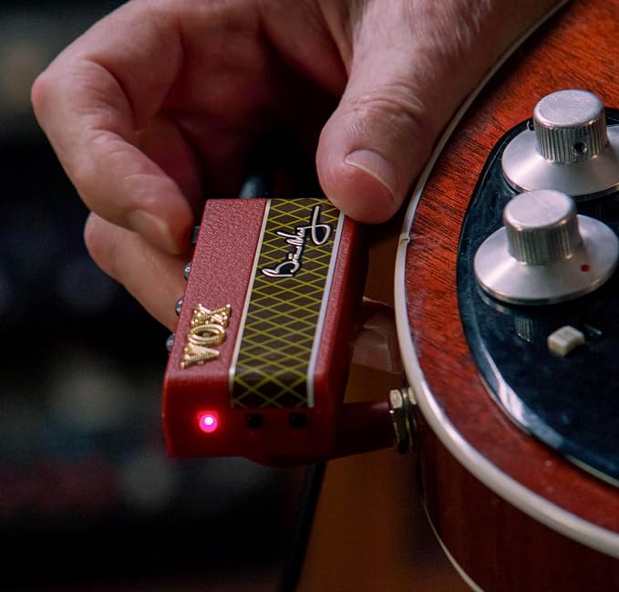 Vox amPlug Brian May Headphone Guitar Amplifier w/ Treble Booster, Stereo Tap-tempo Delay, Chorus, Phase, and Rhythms