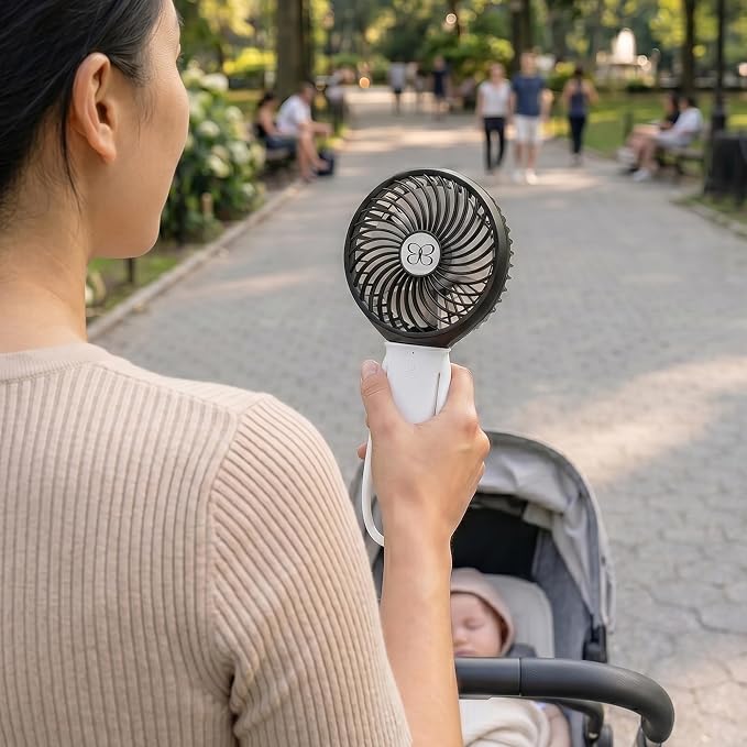 KidCo Buggygear 3 Speed USB Rechargeable Turbo Fan with Power bank and LED Flashlight, Buggy Gear - White/Black