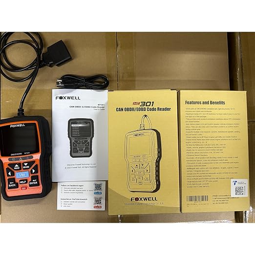FOXWELL NT301 OBD2 Scanner Live Data Professional Mechanic OBDII Diagnostic Code Reader Tool for Check Engine Light & FOXWELL BT630 600A Smart Battery Monitor with Shunt