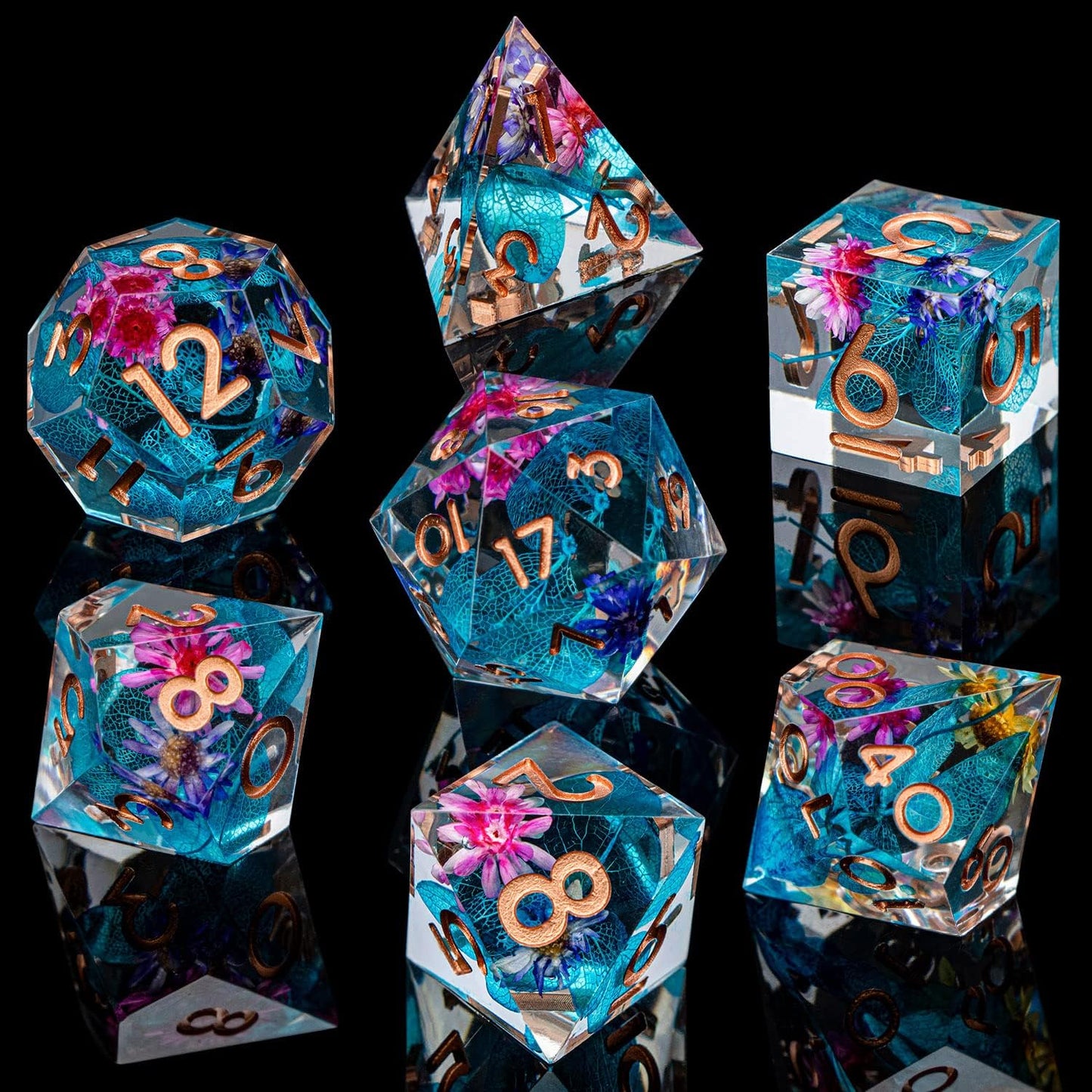 ARUOHHA DND Resin Dice Translucent Sharp Edged Dragons Dice Set, 7pcs Flower Leaf Polyhedral Dungeons D and D Dice RPG Role Playing Game D20 D12 D10 D8 D6 D4