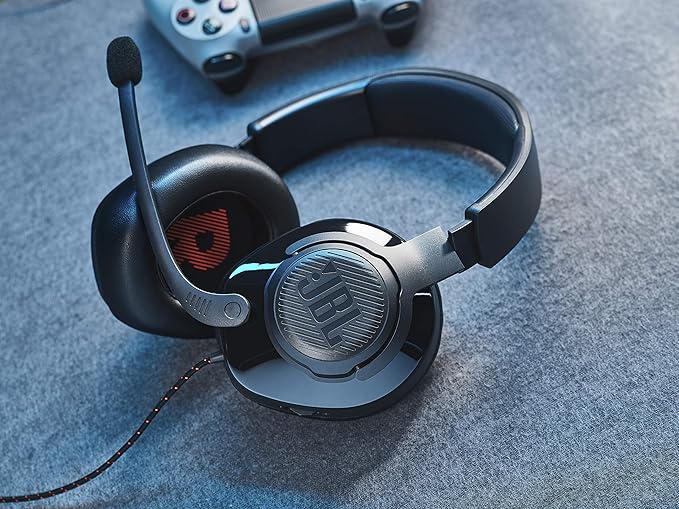 JBL Quantum 200 - Wired over-ear gaming headset with Voice focus directional flip-up mic and memory foam ear cushions (Black)