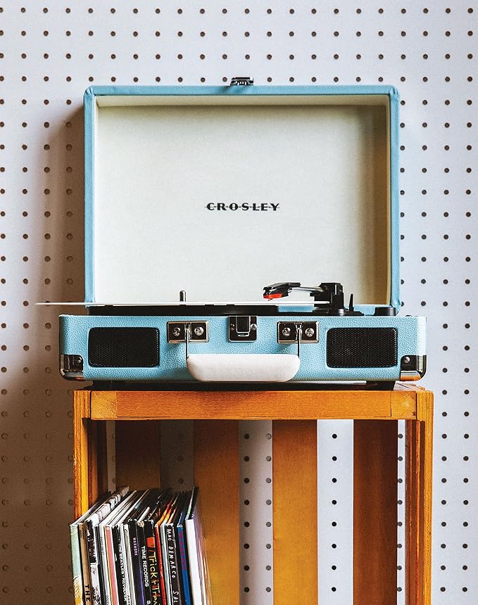 Crosley CR8005F-TU Cruiser Plus Vintage 3-Speed Bluetooth in/Out Suitcase Vinyl Record Player Turntable, Turquoise/White