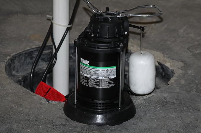 WAYNE SPF50-1/2 HP Epoxy Coated Steel and Thermoplastic Submersible Sump Pump - Up to 4,300 Gallons Per Hour - Long Lasting and Durable Construction