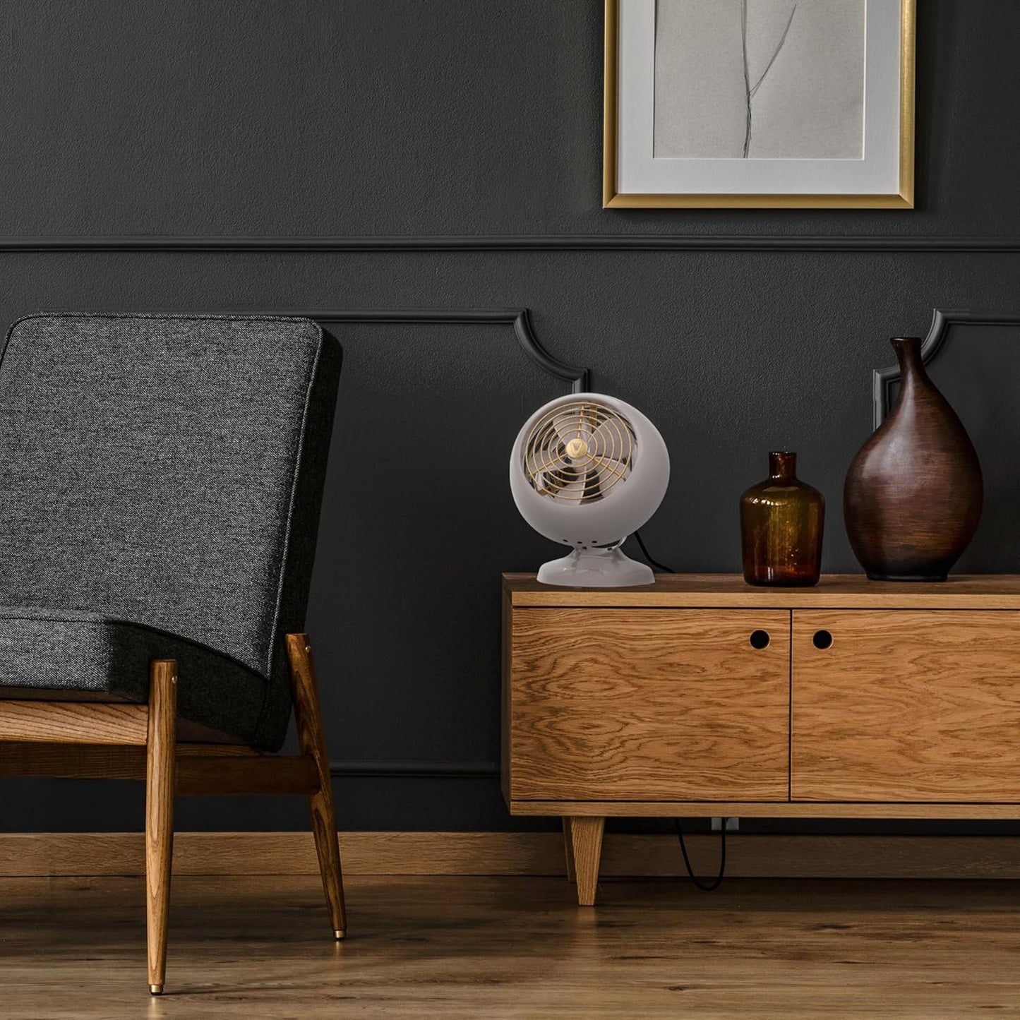 Vornado VFAN™ Mini Fan, Classic Vintage Circulator, Retro Metal Air Circulator, For Desk & Bedside, 2 Speeds, Adjustable Tilt, Personal Cooling with Targeted Airflow, Quiet Fan, Driftwood