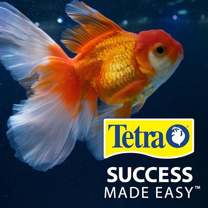 Tetra Goldfish Vitamin C Enriched Flakes Nutritionally Balanced Diet for Goldfish and Small Koi, 8.81 Ounces (250 Grams)
